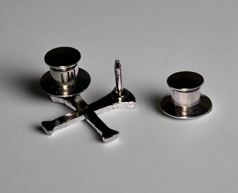 Captain 2x Trumpet Cut Out Silver Pin