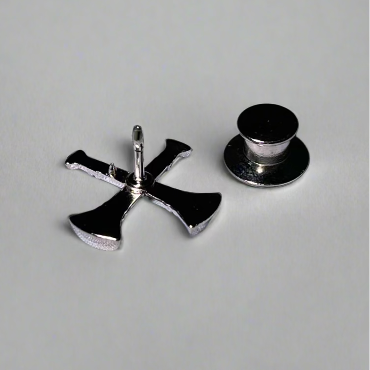 Captain 2x Trumpet Cut Out Silver Pin