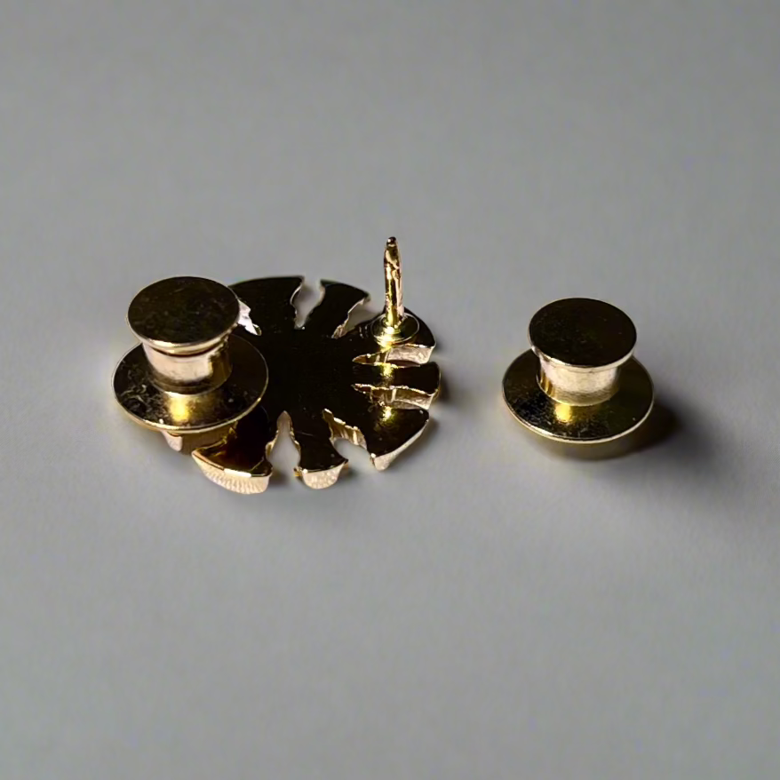 Fire Chief 5x Trumpet Cut Out Gold Pin